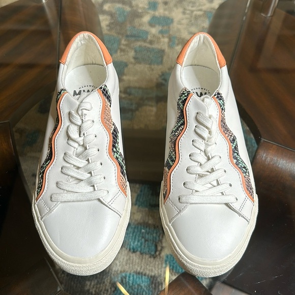 NEW!! Sidewalk Low-Top Sneakers in Snake Embossed Leather: Wave Edition Sz 7.5 - Picture 2 of 11